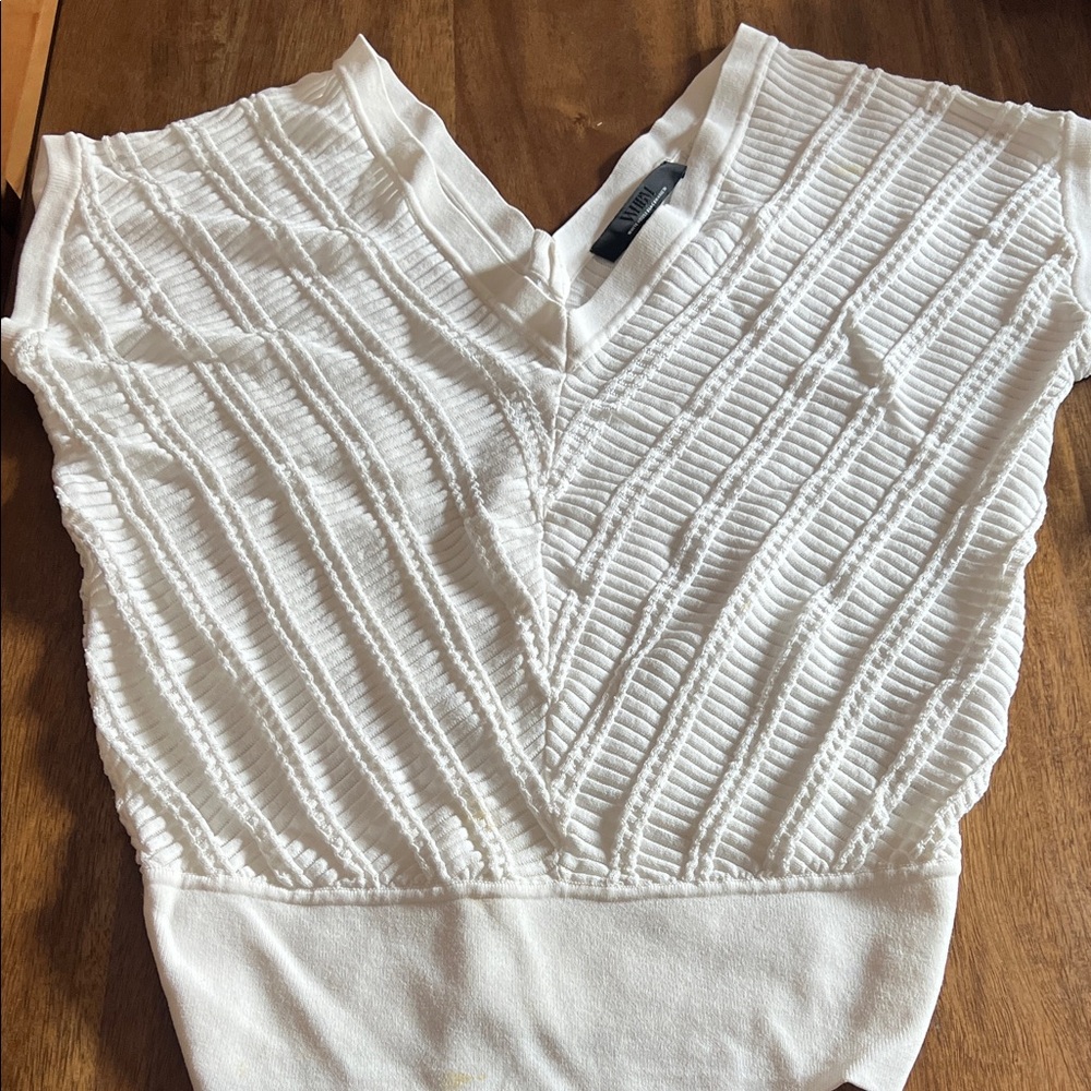 White House Black Market White Textured V-Neck Top